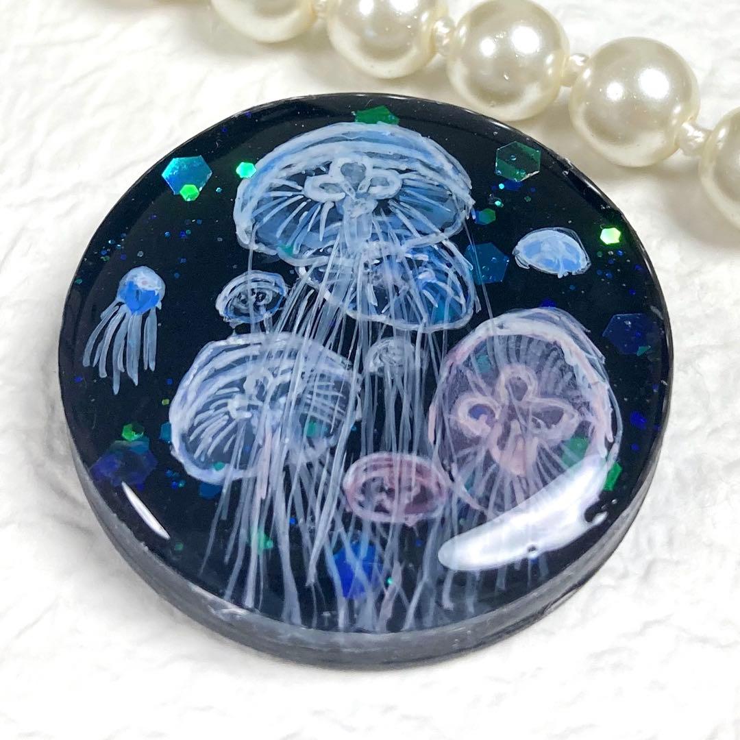 神秘的クラゲ(手描き) レジンヘアゴム　ブローチ　ポニーフック　ペンダント