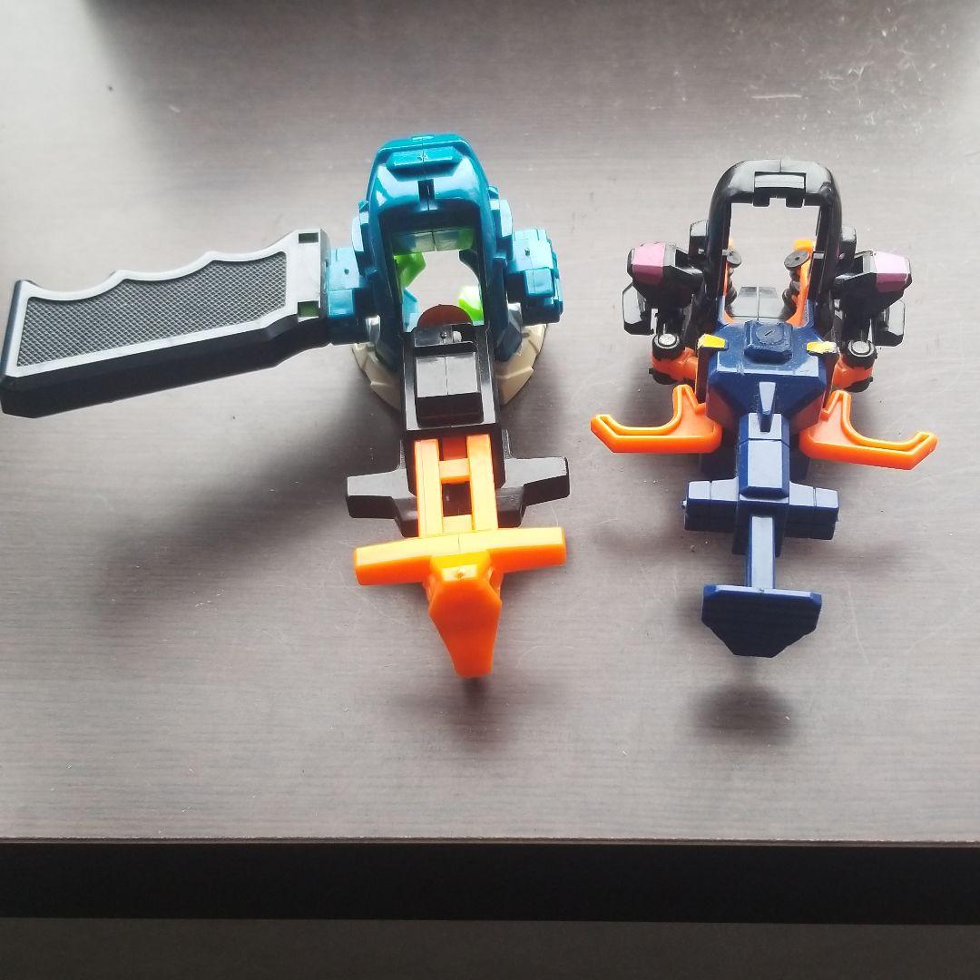 ビーダマン4体セット