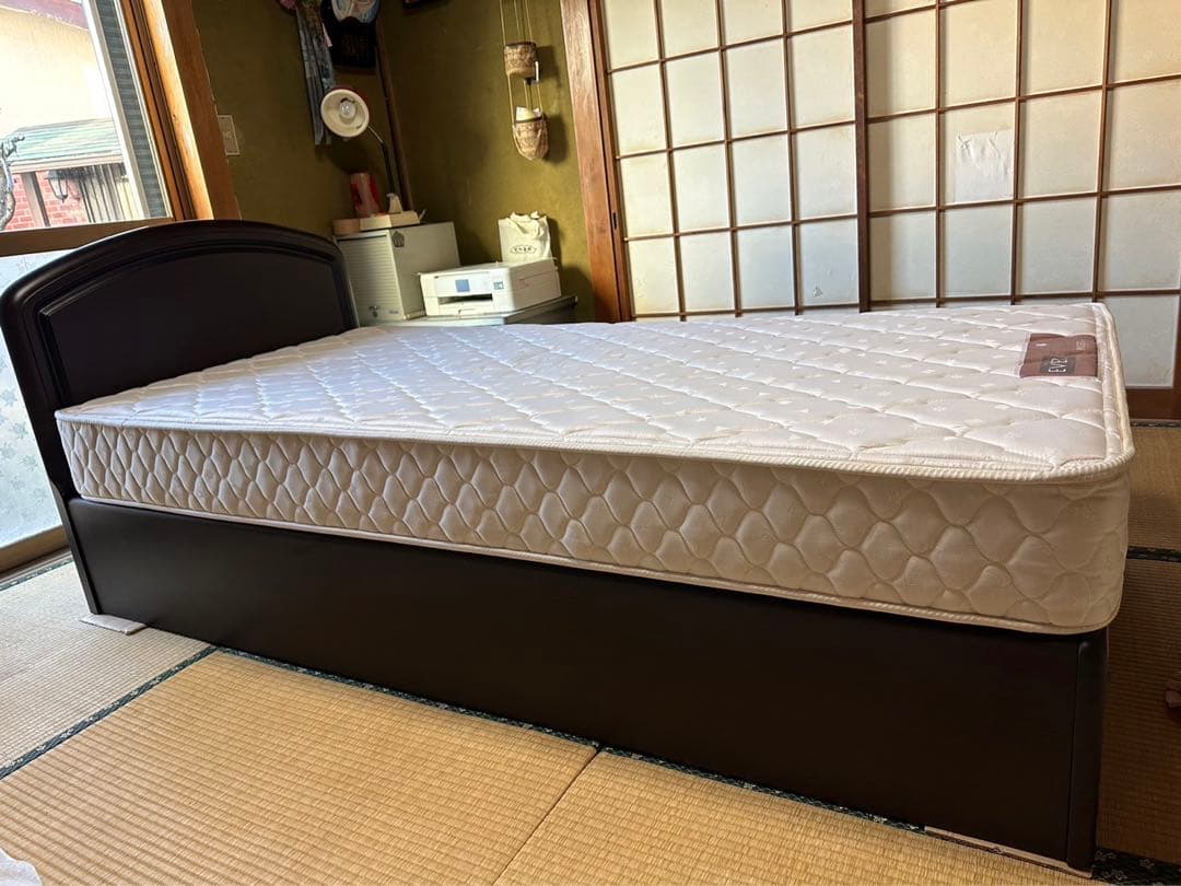 シングルベッドとマットレス　ドリームベッド