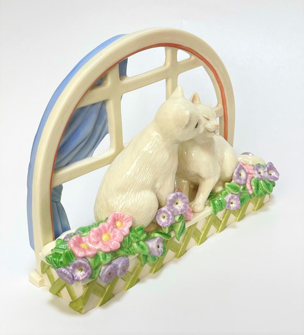 大きなサイズ レノックス 猫 フィギュリン love in bloom