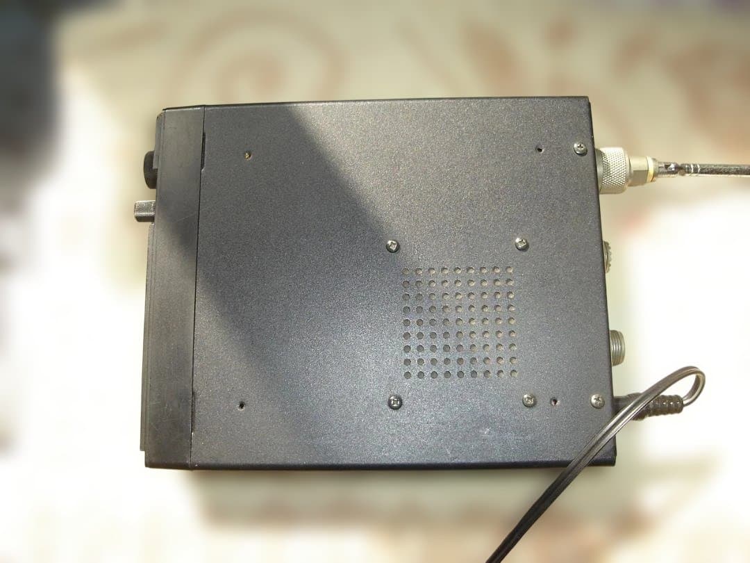 ICOM IC-R100 受信機