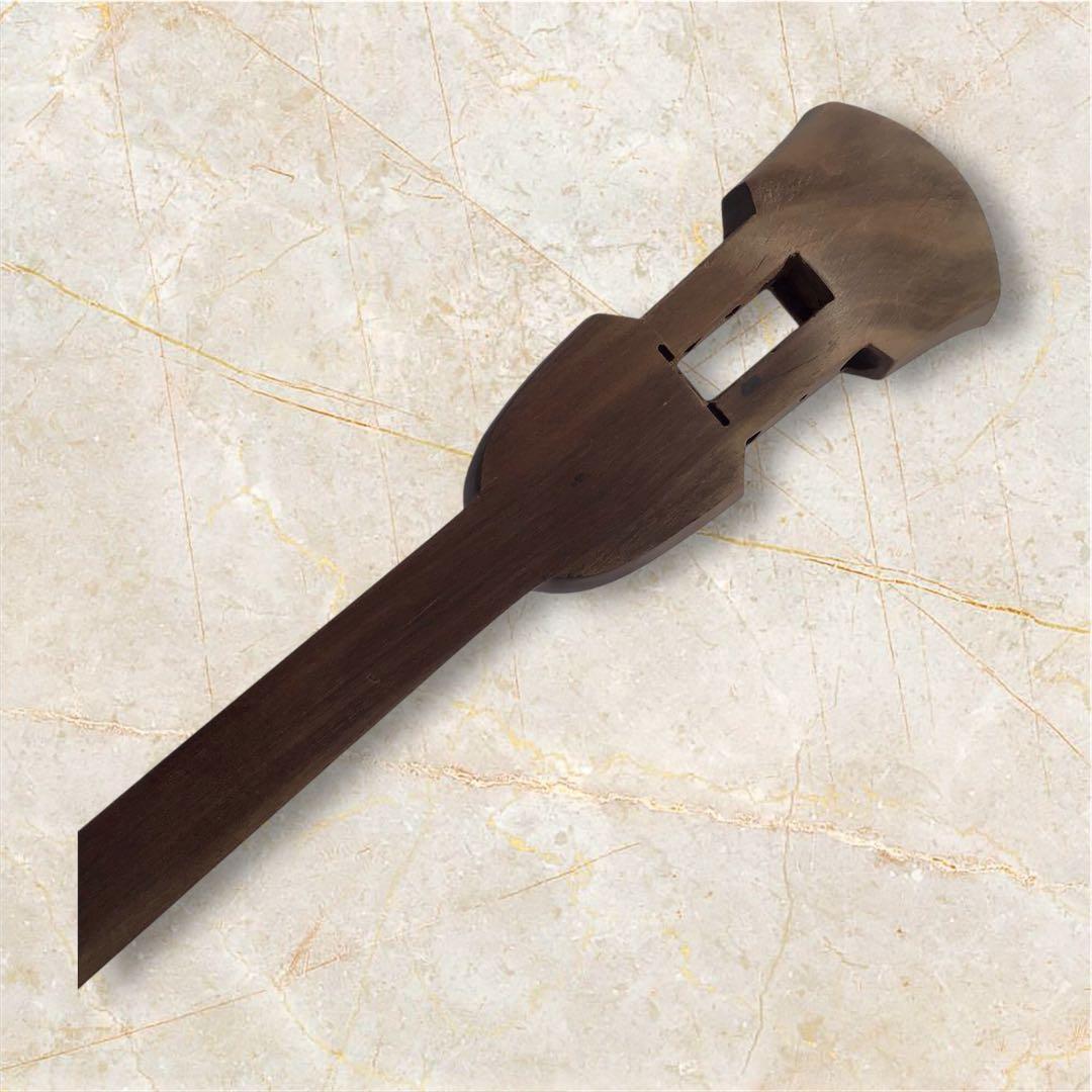 三線の棹沖縄ヤンバル産ユシの木