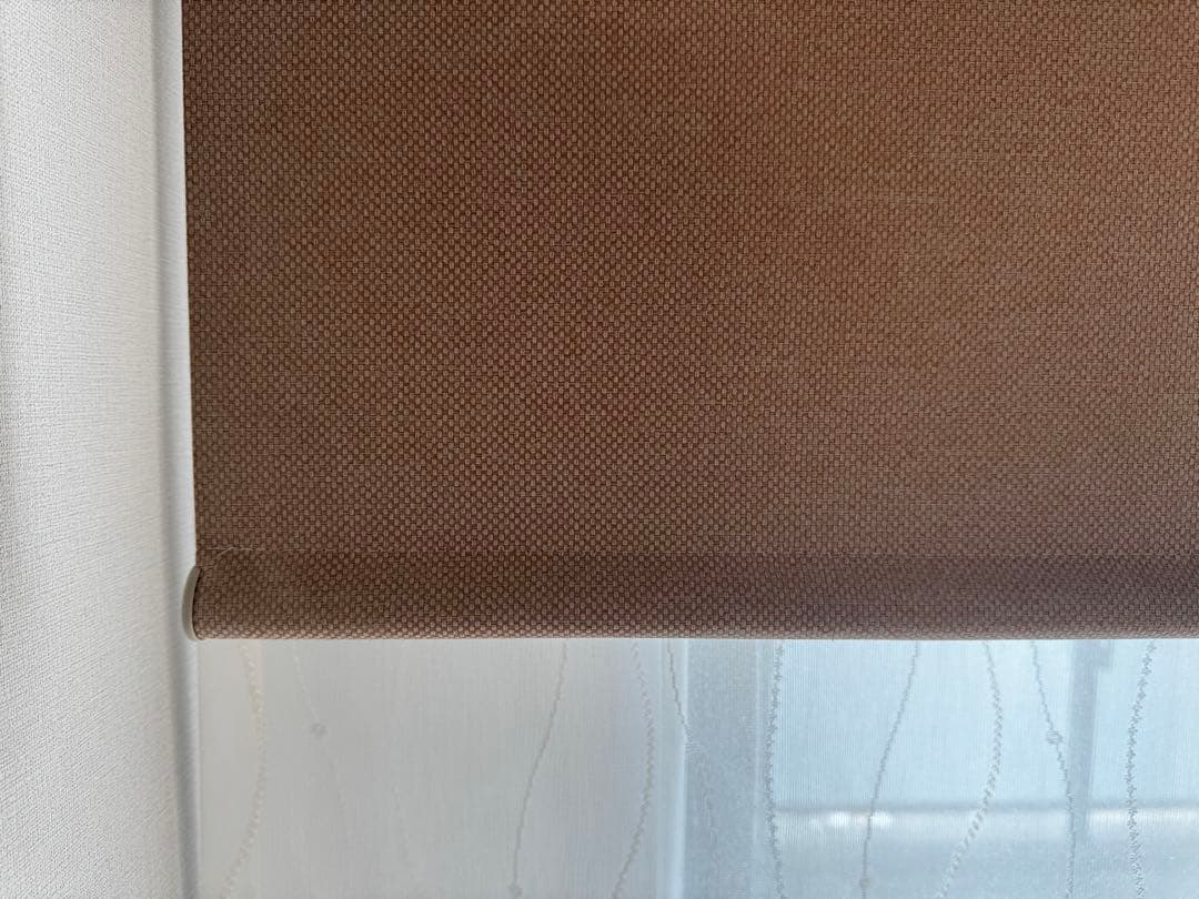 新品ロールスクリーン　カーテンレール取付可能　遮光　ウォッシャブル