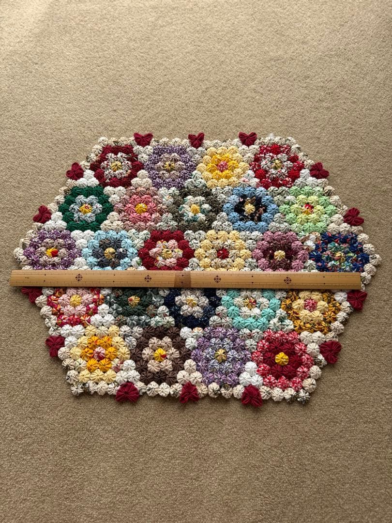 ハンドメイド ヨーヨーキルト 六角形 コーナーマット ハート パッチワーク