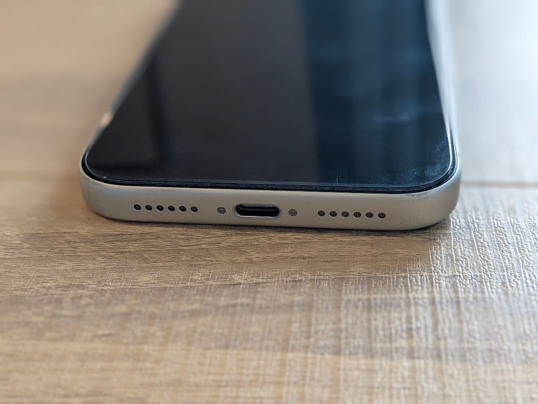 iPhone17proMax 1TBアメリカ版シャッター音無し純正ケースと紐付き