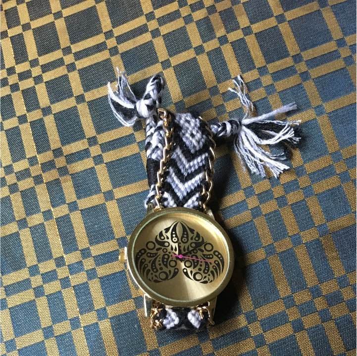 ミサンガウォッチ