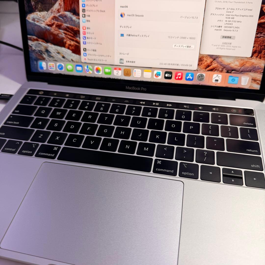 Apple MacBookPro i7搭載16GB/256GB極美品