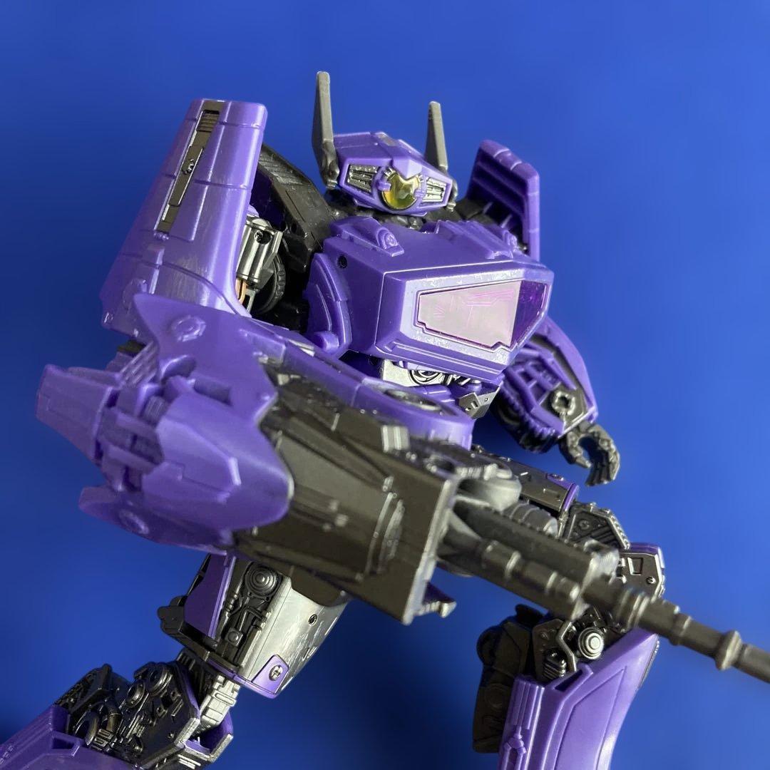 SS-130 ショックウェーブ　トランスフォーマー　スタジオシリーズ