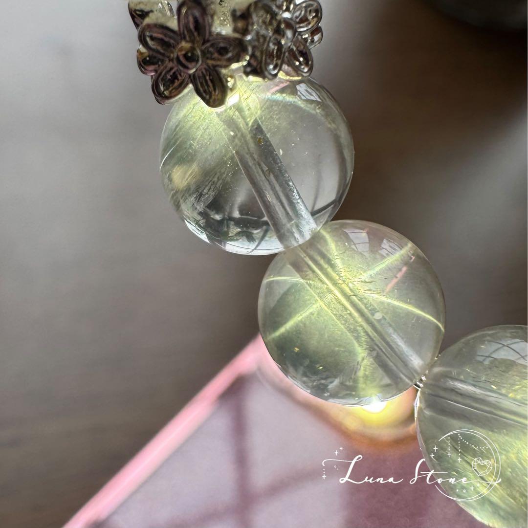 【スコロライト×スターローズクォーツ】透明感の中に灯る癒しの光 天然石 ブレス