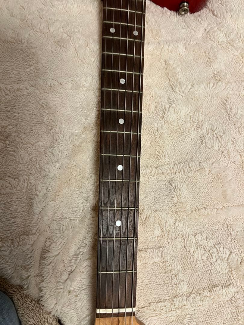 ア*ロ様 Legend エレキギター レッド 現状渡し ギター本体のみ