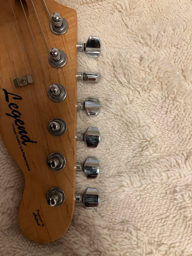 ア*ロ様 Legend エレキギター レッド 現状渡し ギター本体のみ