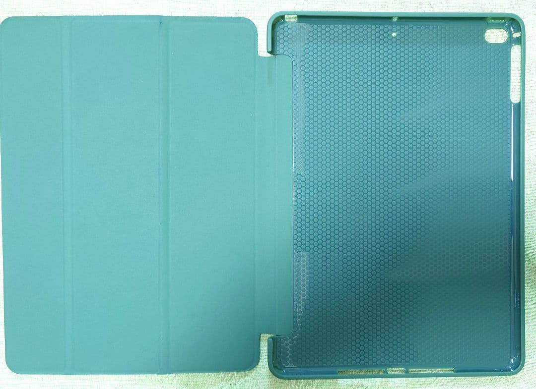 Apple iPad 9.7インチ Wi-Fiモデル 128GB シルバー