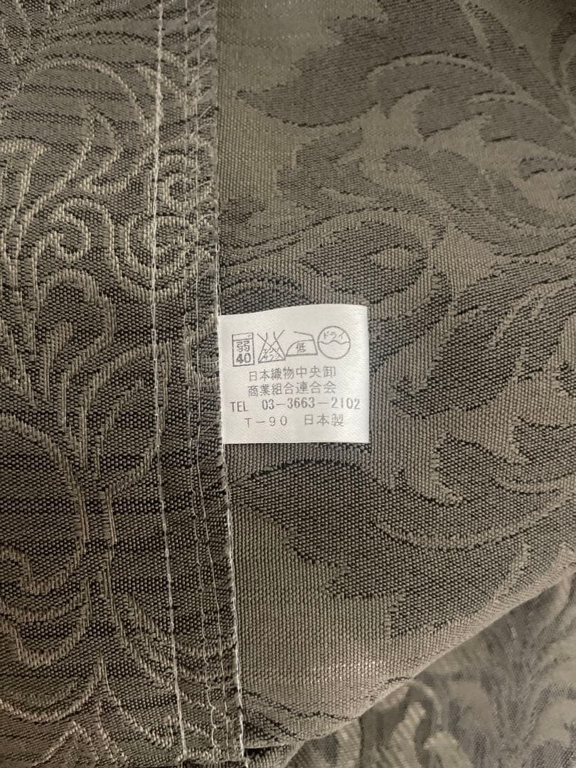 重厚感のあるカーテン