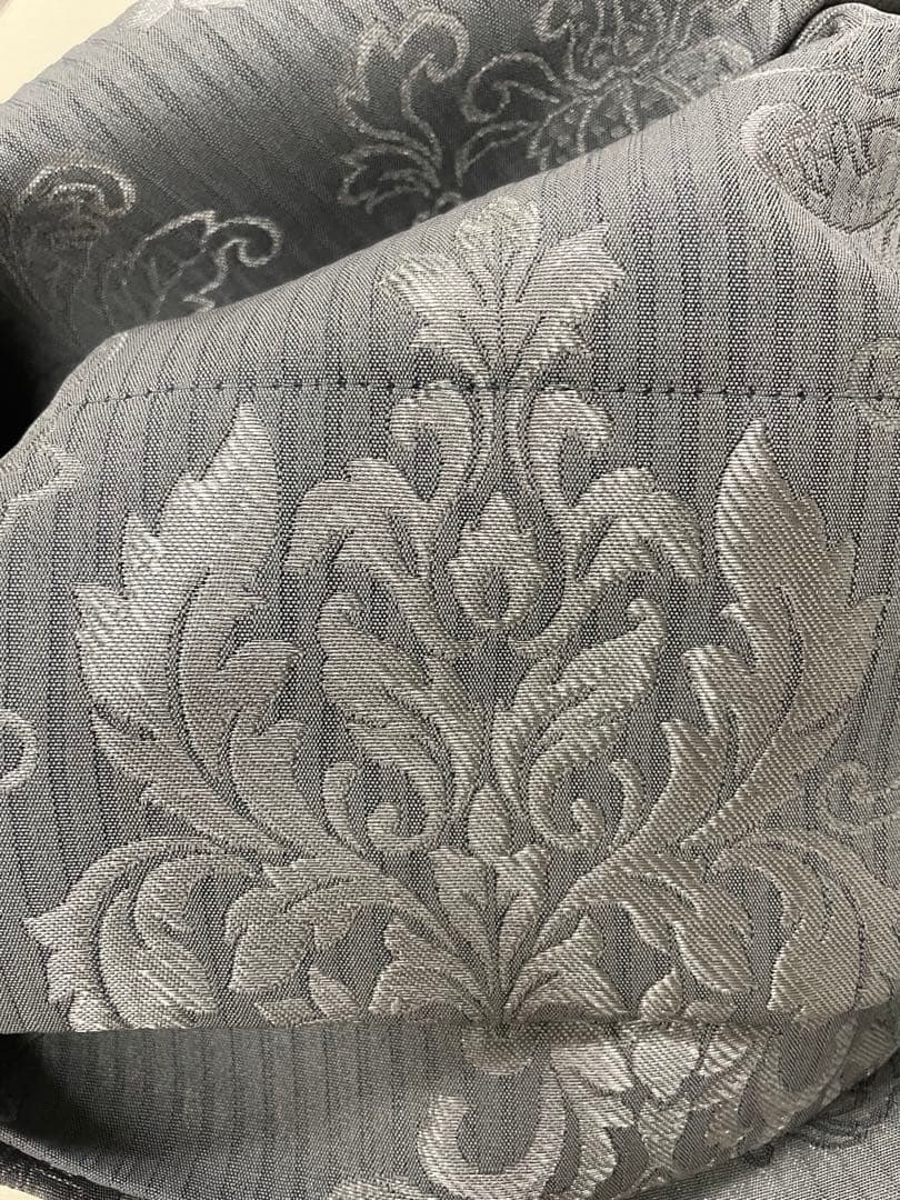 重厚感のあるカーテン