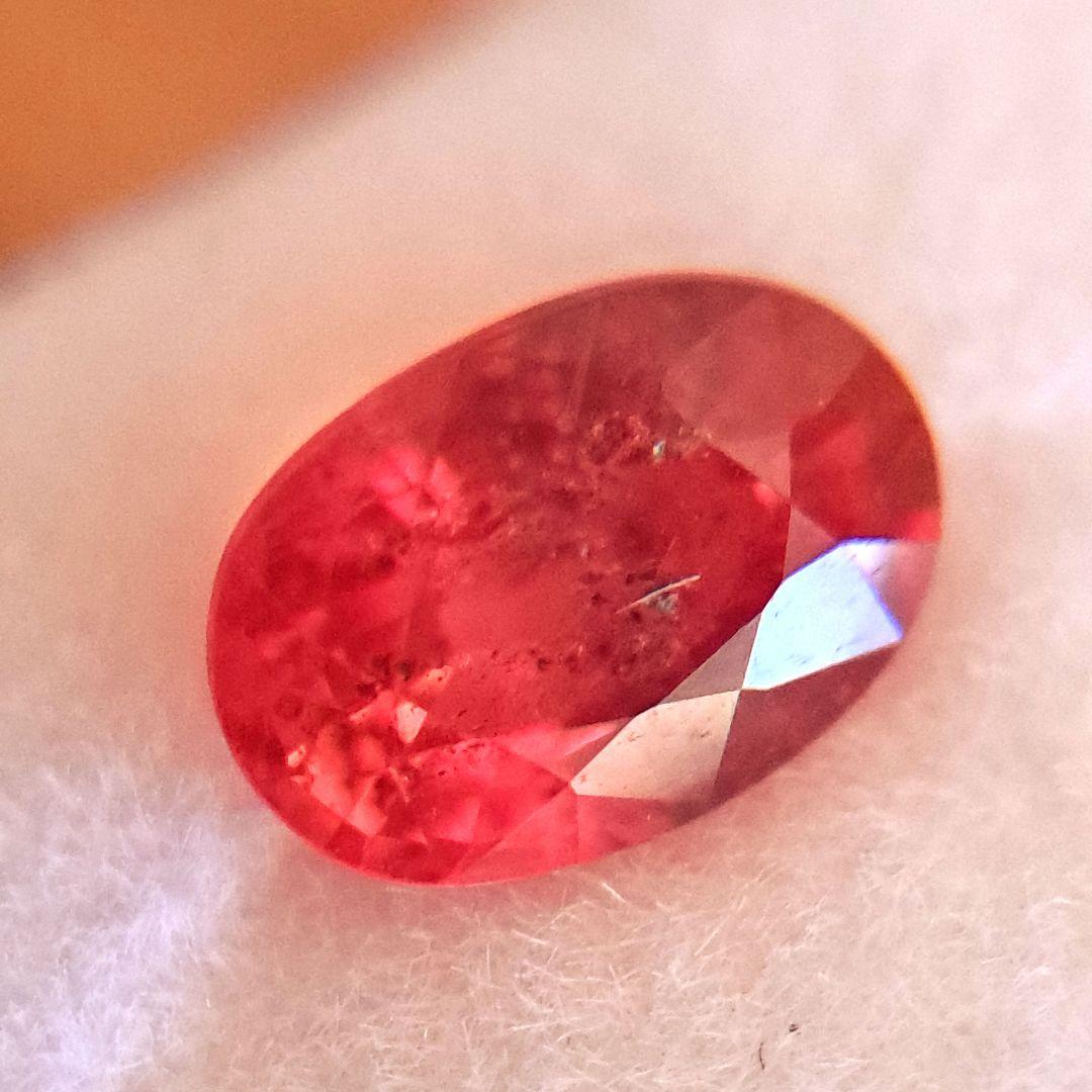 天然マダガスカル産オレンジピンクサファイアサイズ7.0×5.0mm1.18ct