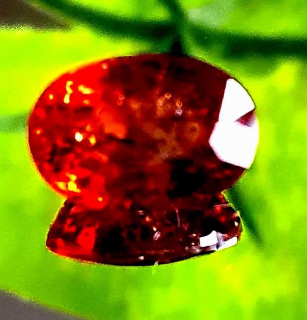 天然マダガスカル産オレンジピンクサファイアサイズ7.0×5.0mm1.18ct