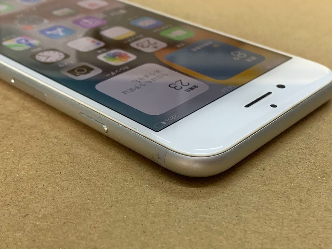 Apple iPhone 7 シルバー 本体 バッテリー新品100%