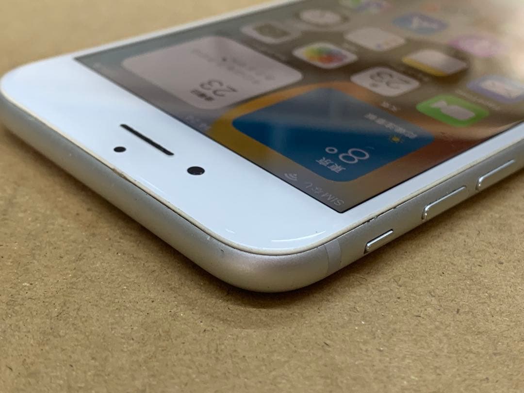 Apple iPhone 7 シルバー 本体 バッテリー新品100%