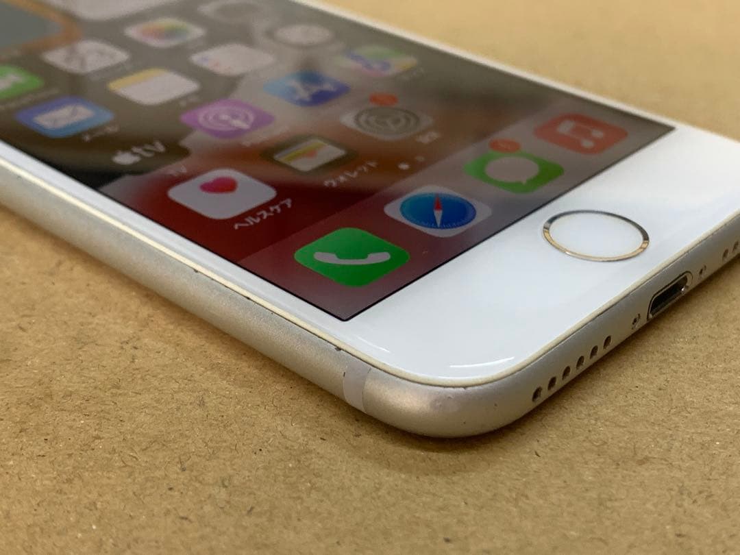 Apple iPhone 7 シルバー 本体 バッテリー新品100%