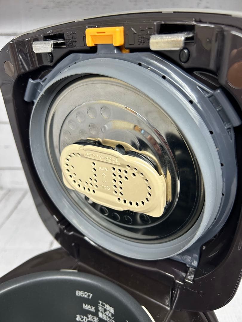 ZOJIRUSHI【炊飯器 2019年製 3合炊きプラチナ厚釜】ブラウン