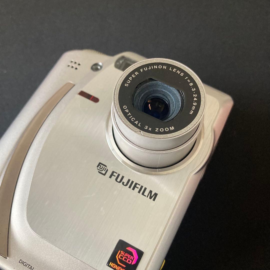 FUJIFILM finepix 4700z CCDセンサー コンデジ