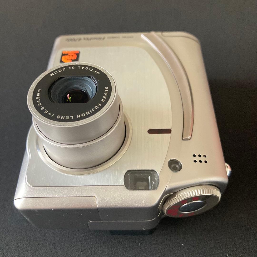 FUJIFILM finepix 4700z CCDセンサー コンデジ