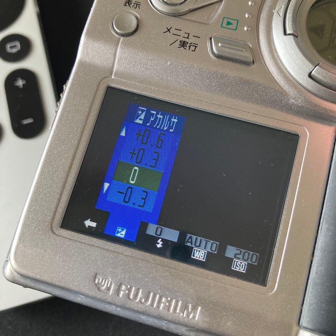 FUJIFILM finepix 4700z CCDセンサー コンデジ