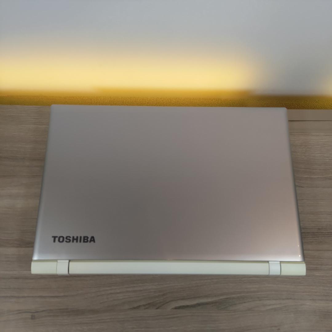 [希少＆美品]高音質＋高解像度オフィス付きすぐ使えるノートパソコンWin11