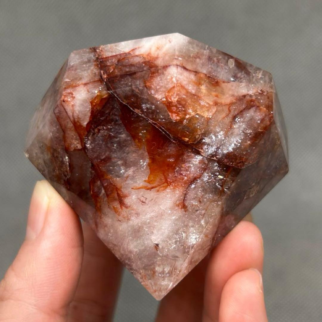 ダイアモンド型　ファイヤークォーツ　虹あり　225g