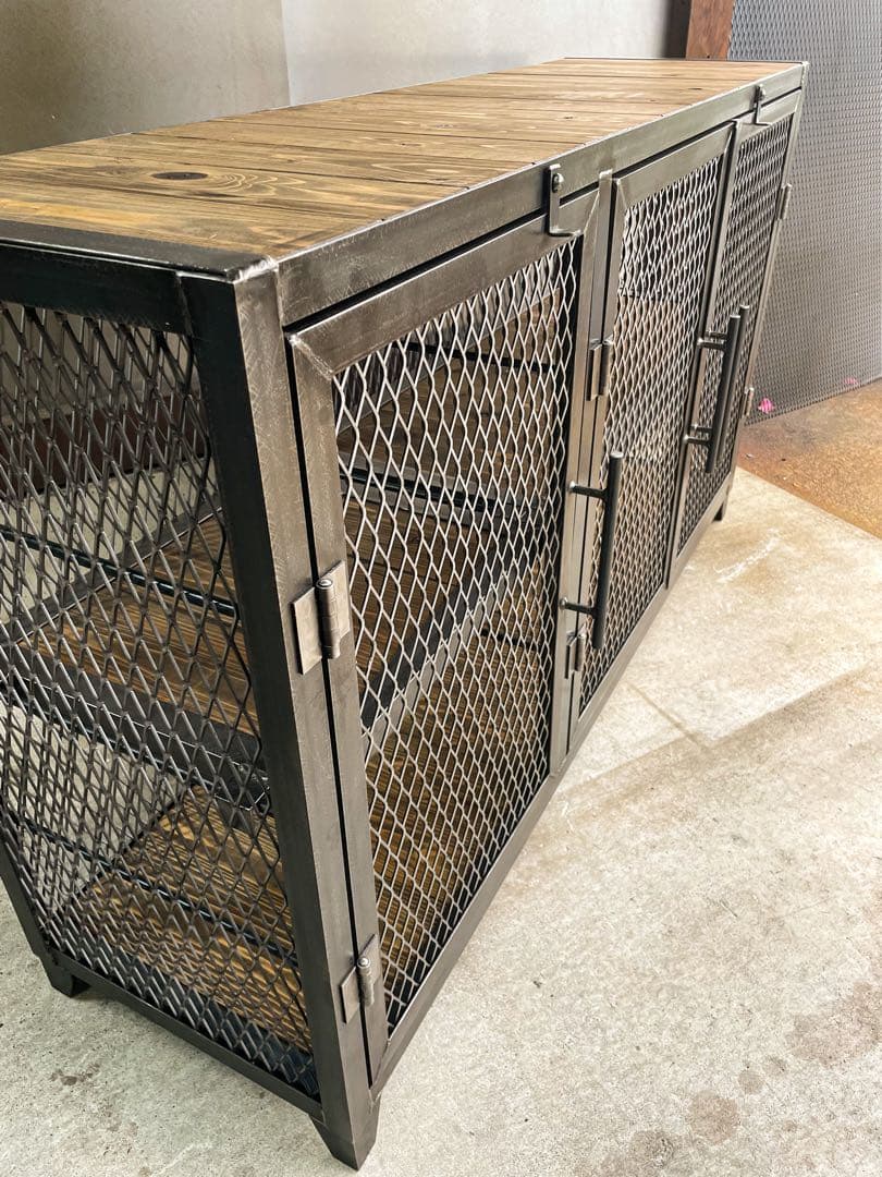 アイアンキャビネットA［ワイド］　アイアン家具　ラック　ディスプレイ　シェルフ