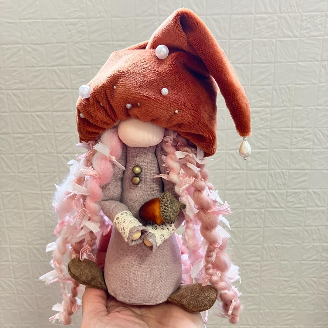 春のインテリアにそっと寄り添う癒しドール｜リネンの森の小さな住人（ノーム）