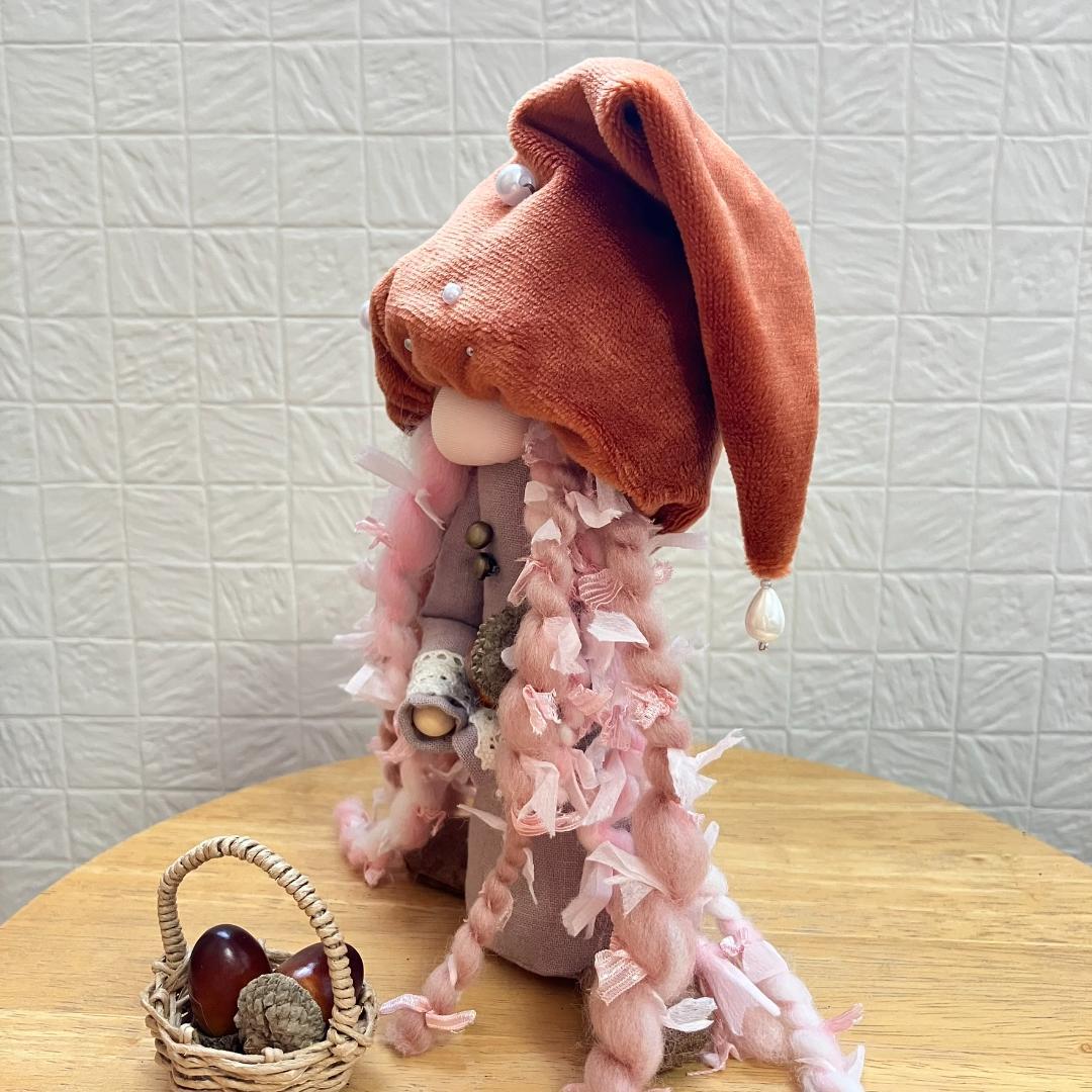 春のインテリアにそっと寄り添う癒しドール｜リネンの森の小さな住人（ノーム）