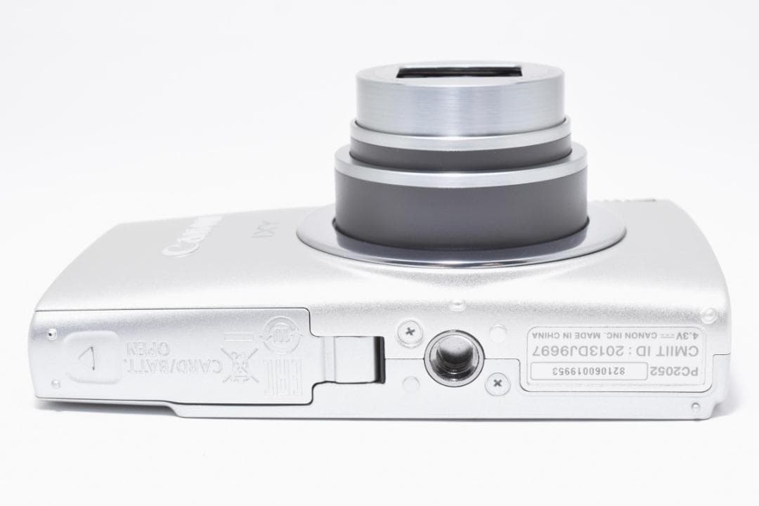 《 美品 》 キヤノン　Canon IXY630 シルバー 動作確認済み