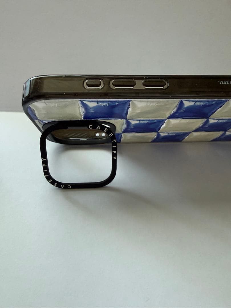 【美品】iPhone16pro CASETIFY MagSafe対応ケース