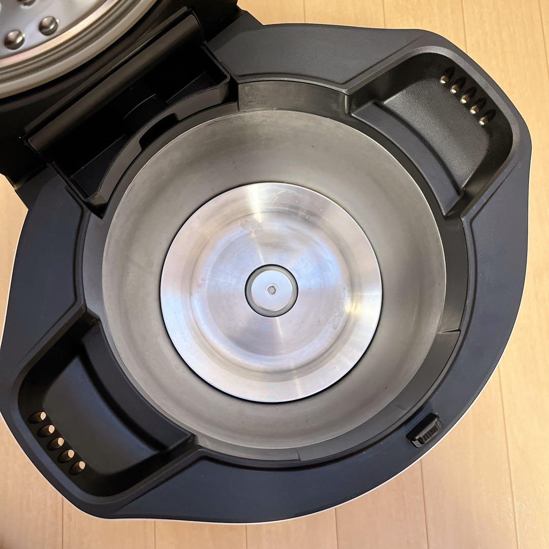 ホットクック　KN-HW24G-W 水なし自動調理鍋　2.4L