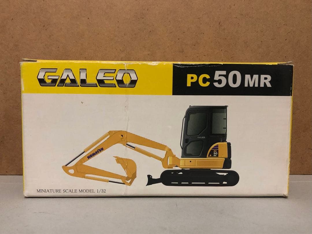コマツ PC50MR-2 1/32ミニショベルミニチュア