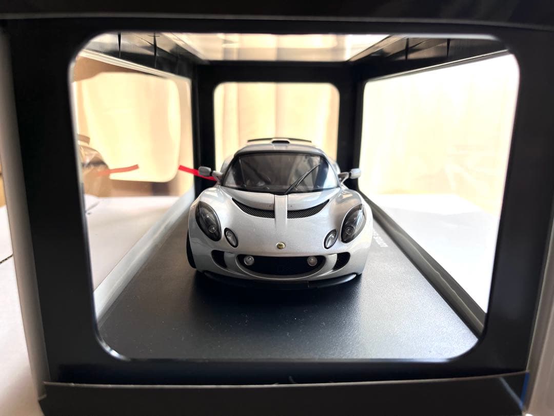 オートアート1/18 ロータスエキシージ(シルバー)