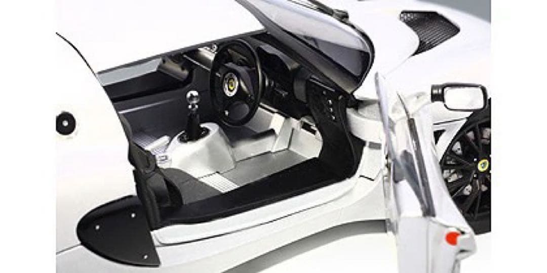 オートアート1/18 ロータスエキシージ(シルバー)