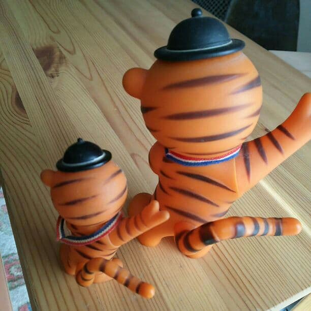 SALE!!オリンピック！1983年！北京！虎！タイガー！ヴィンテージ！レトロ！