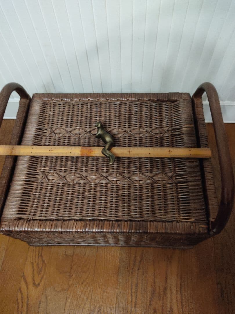 大きい籠　衣装箱　衣装ケース　おもちゃ箱　ランドリーバスケット　籐　ラタン　竹
