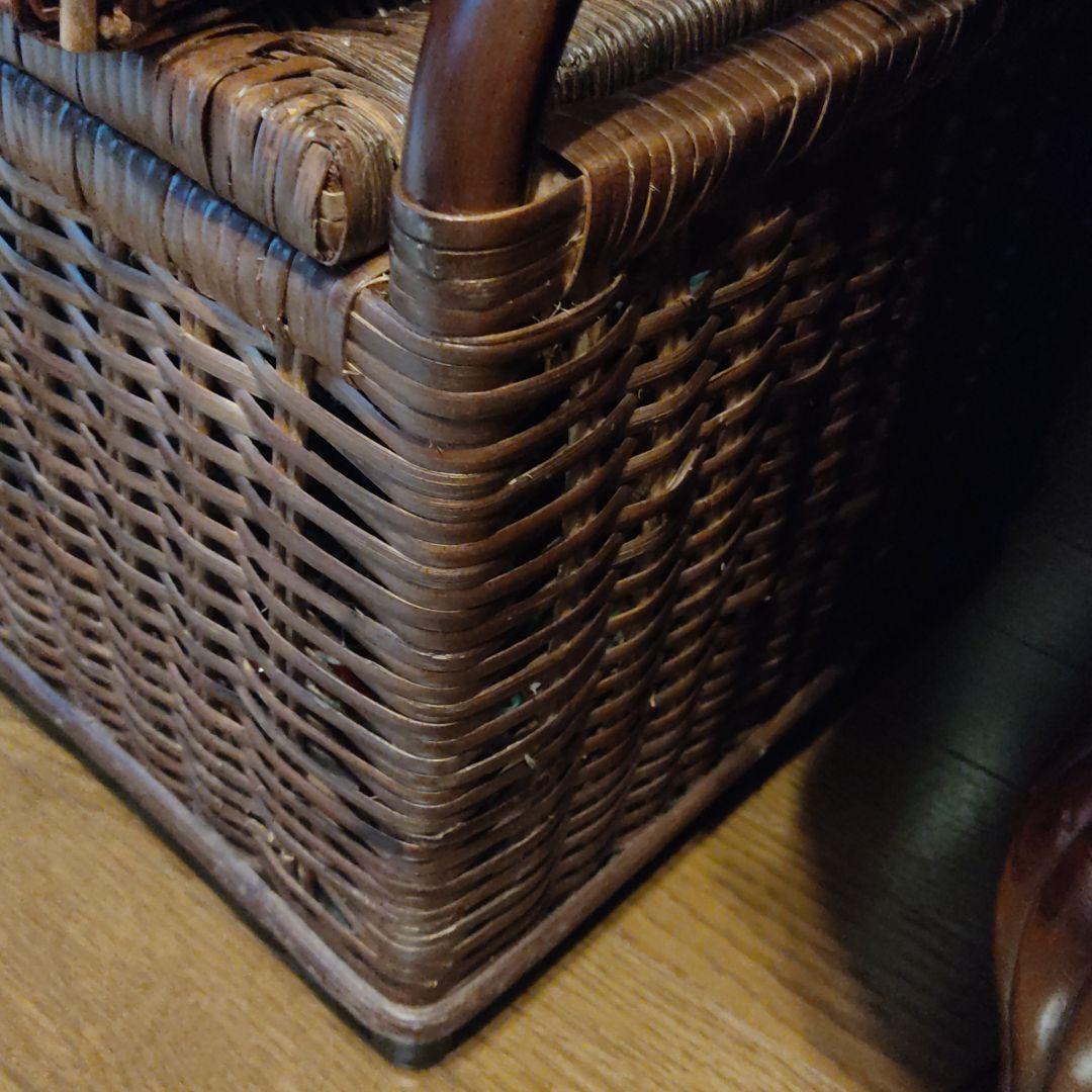 大きい籠　衣装箱　衣装ケース　おもちゃ箱　ランドリーバスケット　籐　ラタン　竹