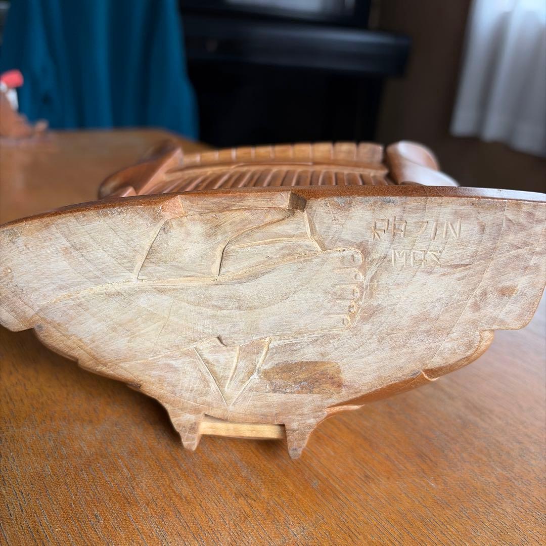 インドネシアの木像