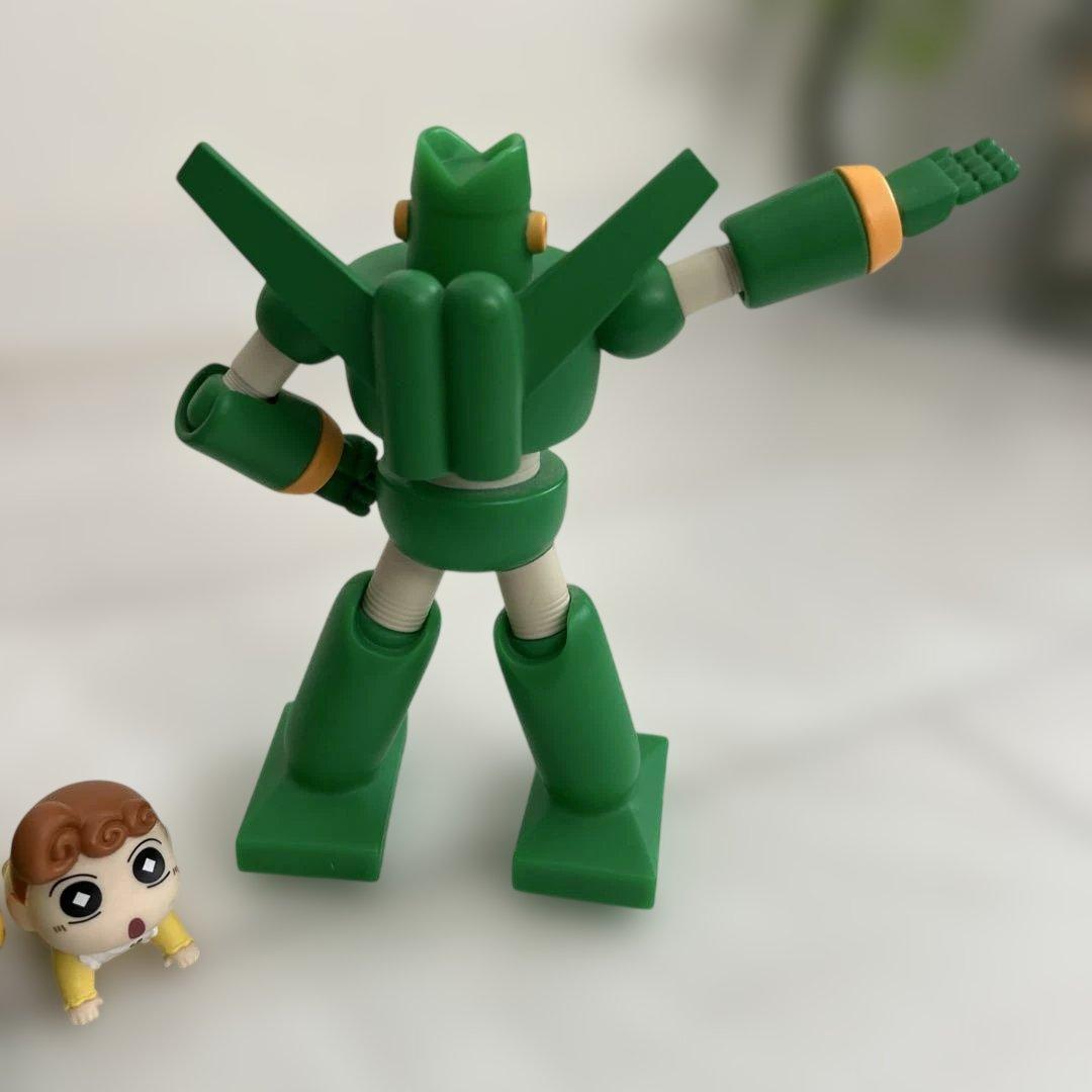 クレヨンしんちゃん フィギュアセット　恐竜しんちゃん