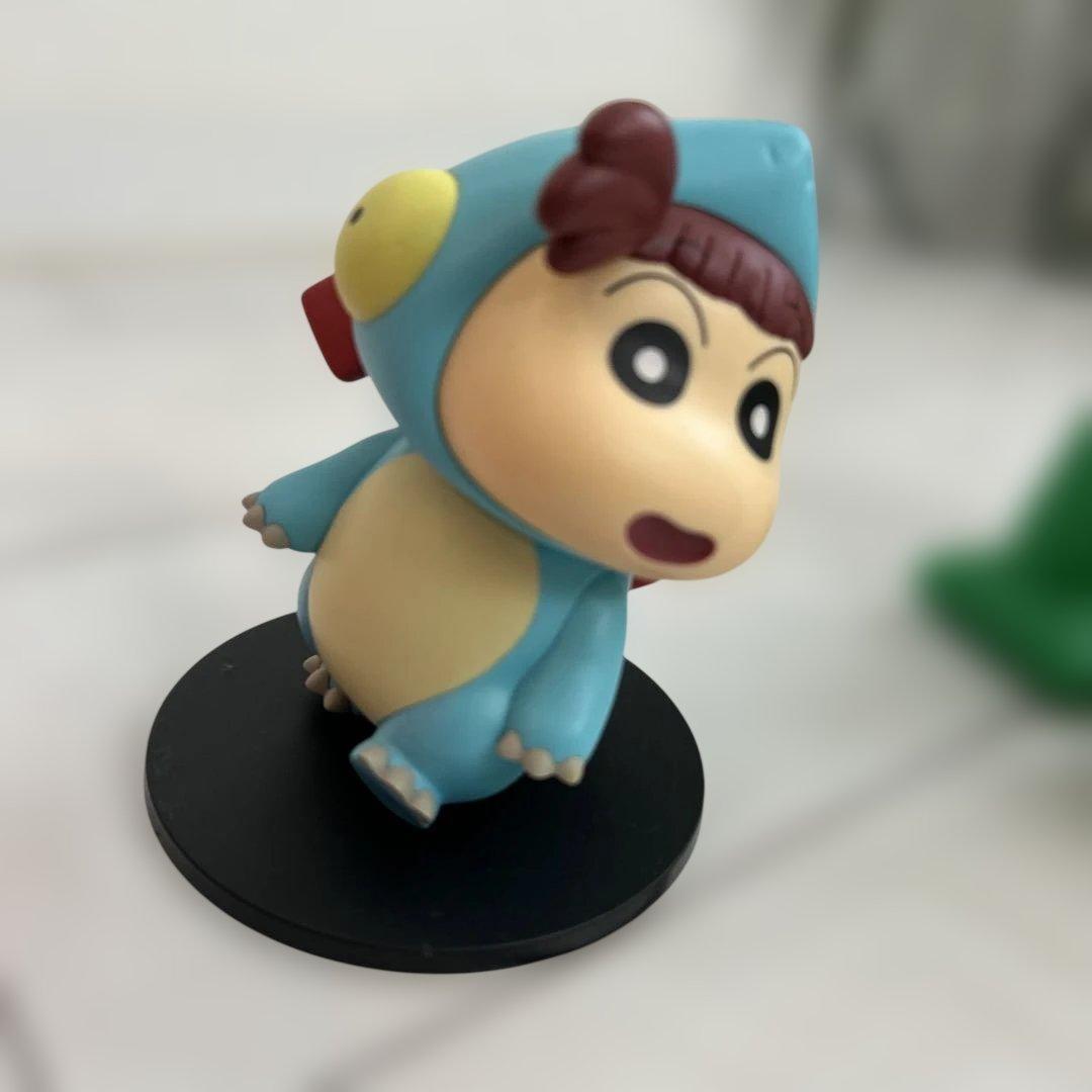 クレヨンしんちゃん フィギュアセット　恐竜しんちゃん