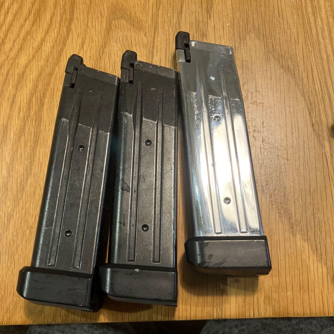 東京マルイ　ハイキャパゴールドマッチ　マガジン3本