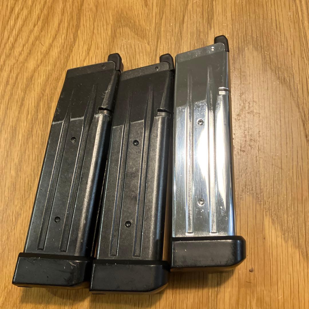東京マルイ　ハイキャパゴールドマッチ　マガジン3本