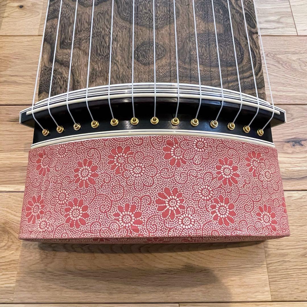 箏 たま杢 くり甲 子持ち二段綾杉彫り 玉渕巻 付属品セット　琴 13弦 13絃