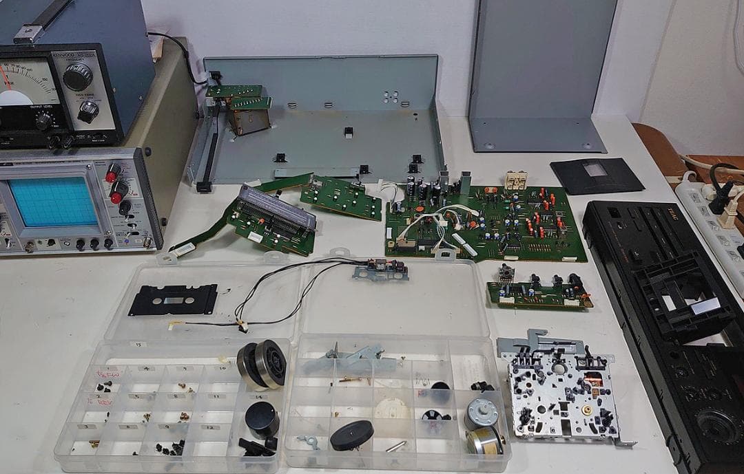 【オーバーホール品】TEAC カセットデッキ「V-1010」再生・録音動作OK★