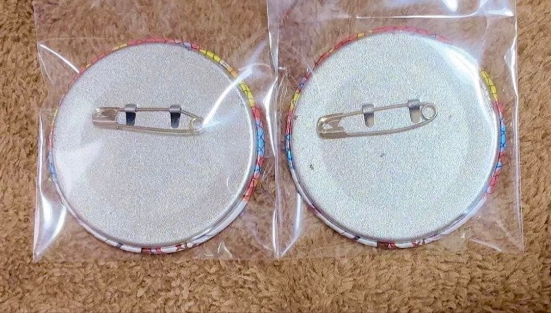 マッシュル　バースデー缶バッジ　海外限定　セット売り　ドット