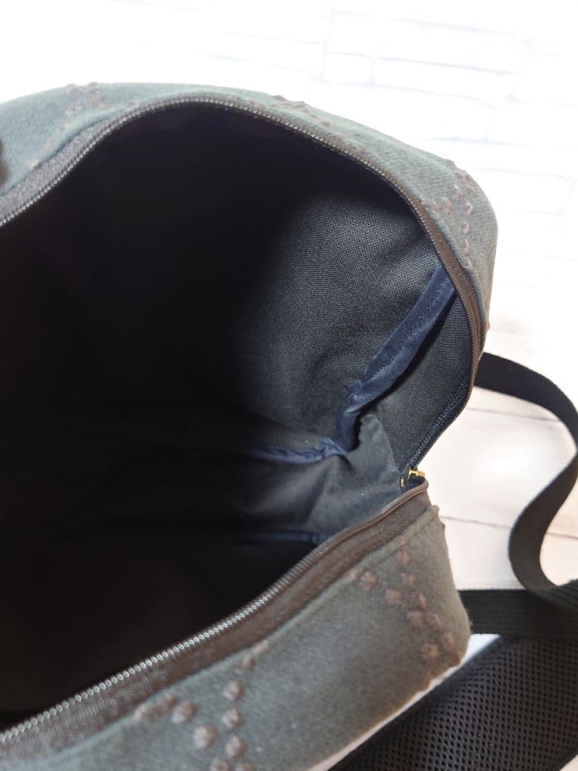 ダークグリーン　ミナペルホネン　dopタンバリン　ボディバッグ